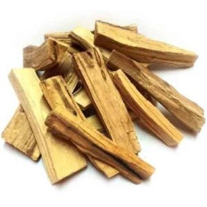 PALO SANTO PERUANO POR MÁS DE 1 KILO.